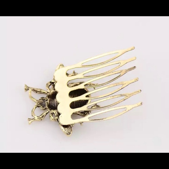 3 for $40/Retro/vintage gold 🐝 hair comb clip - Picture 3 of 7